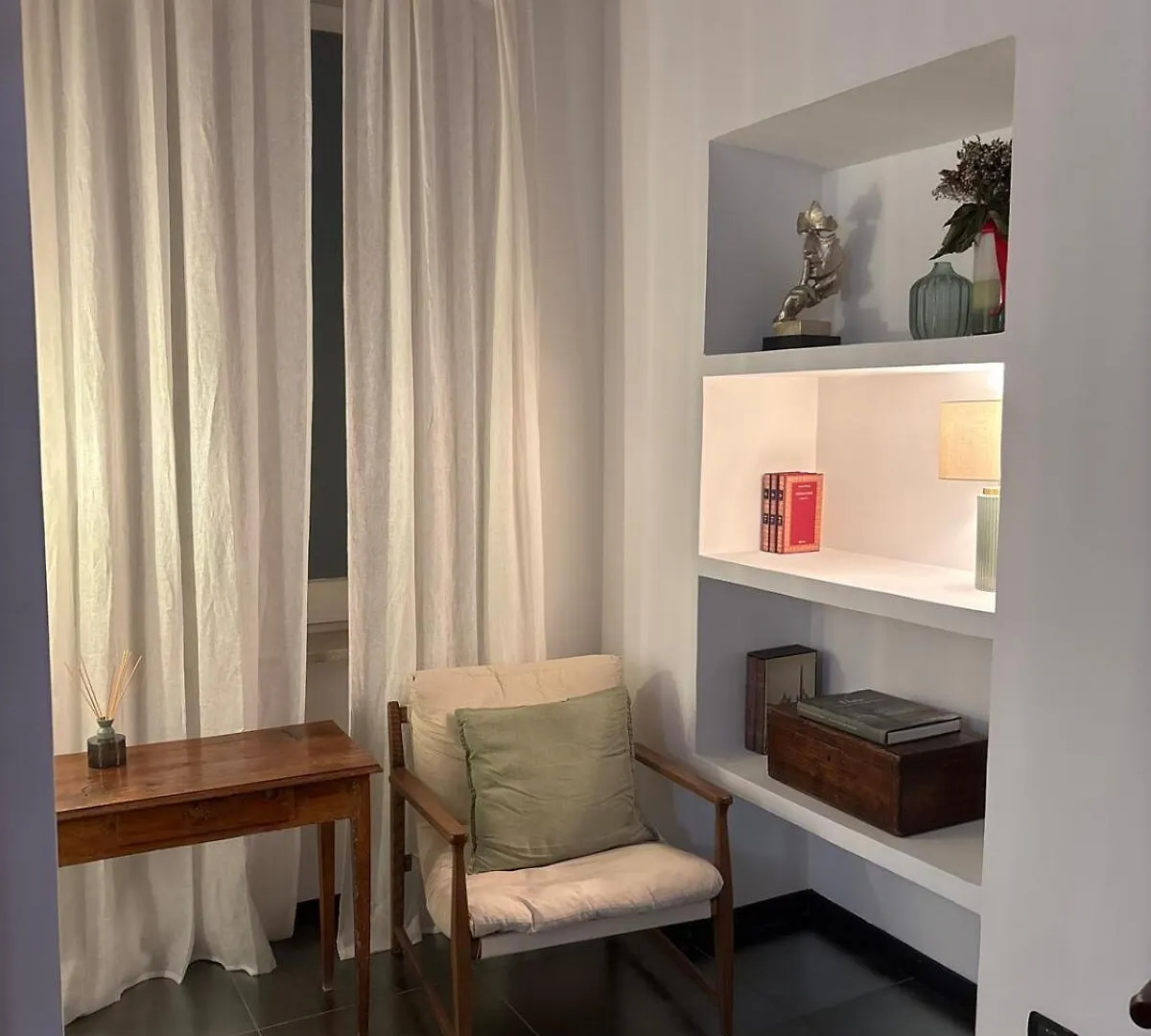 Elegant Apartment In Rome'S Historic Center